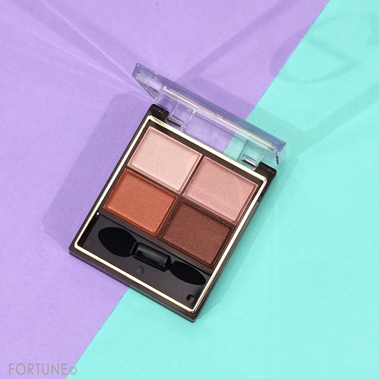 『エクセル スキニーリッチシャドウ』の限定色「SR12 デニッシュブラウン」