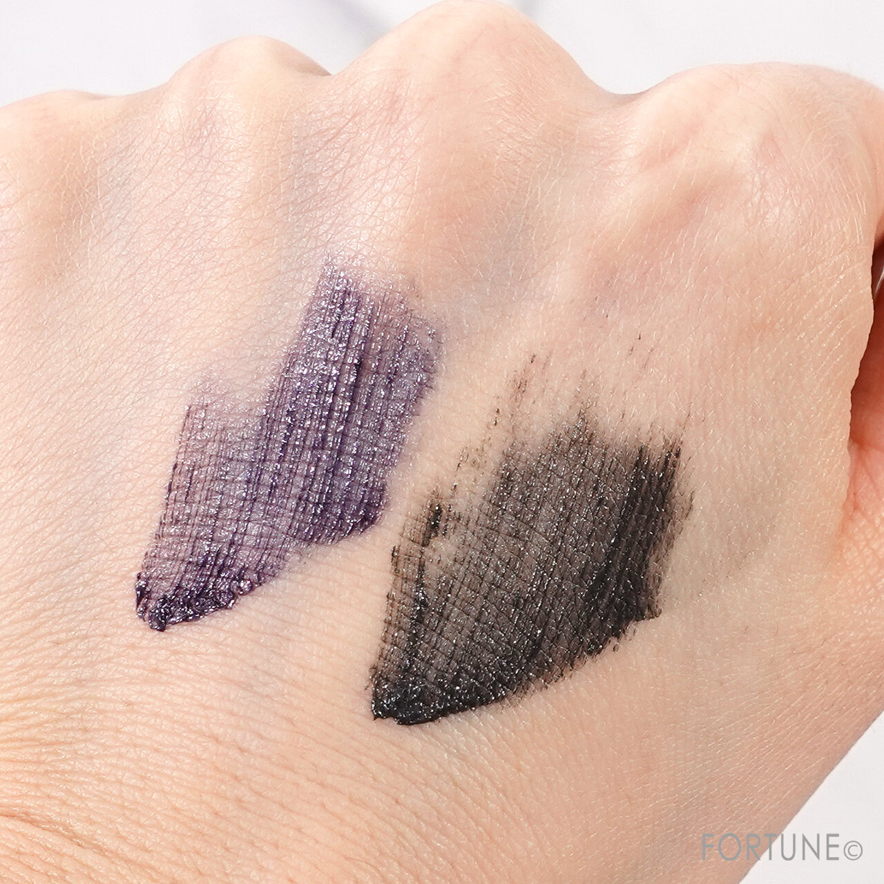 アイエディションマスカラグロッシータイプ　スウォッチ