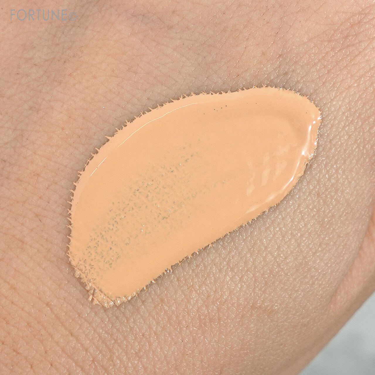 shu uemura（シュウ ウエムラ）　ファンデーション　アンリミテッド ラスティング フルイド