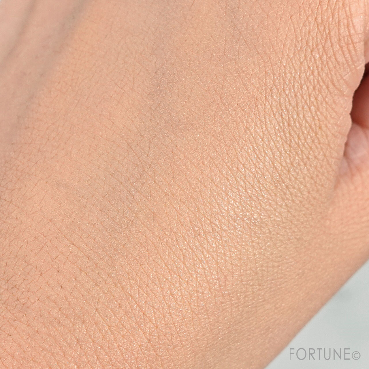 shu uemura（シュウ ウエムラ）　ファンデーション　アンリミテッド ラスティング フルイド