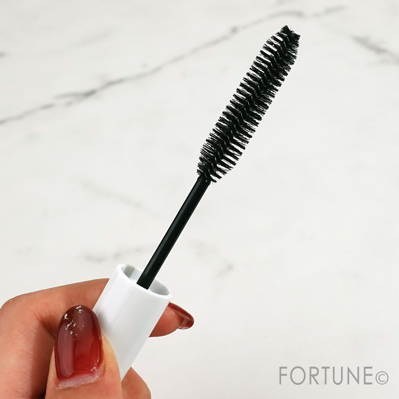 セザンヌ ヘアケアマスカラ「00クリア」