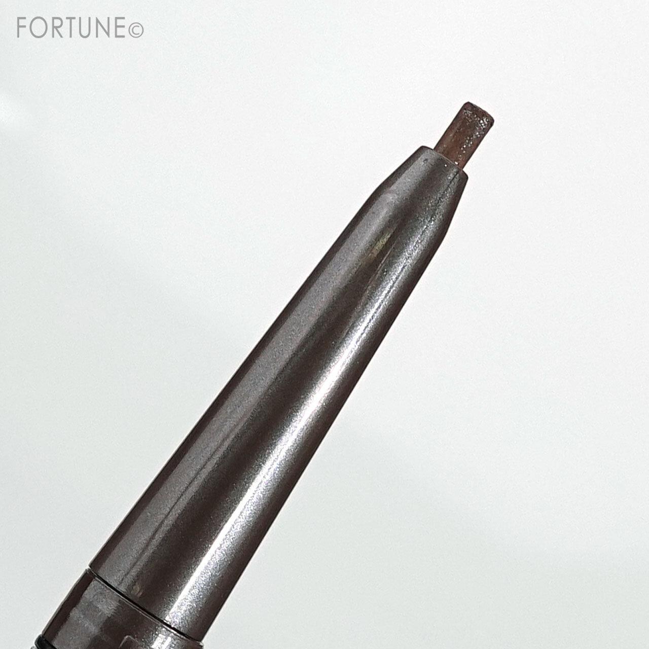 セザンヌ ジェルアイライナー「70グレージュ」