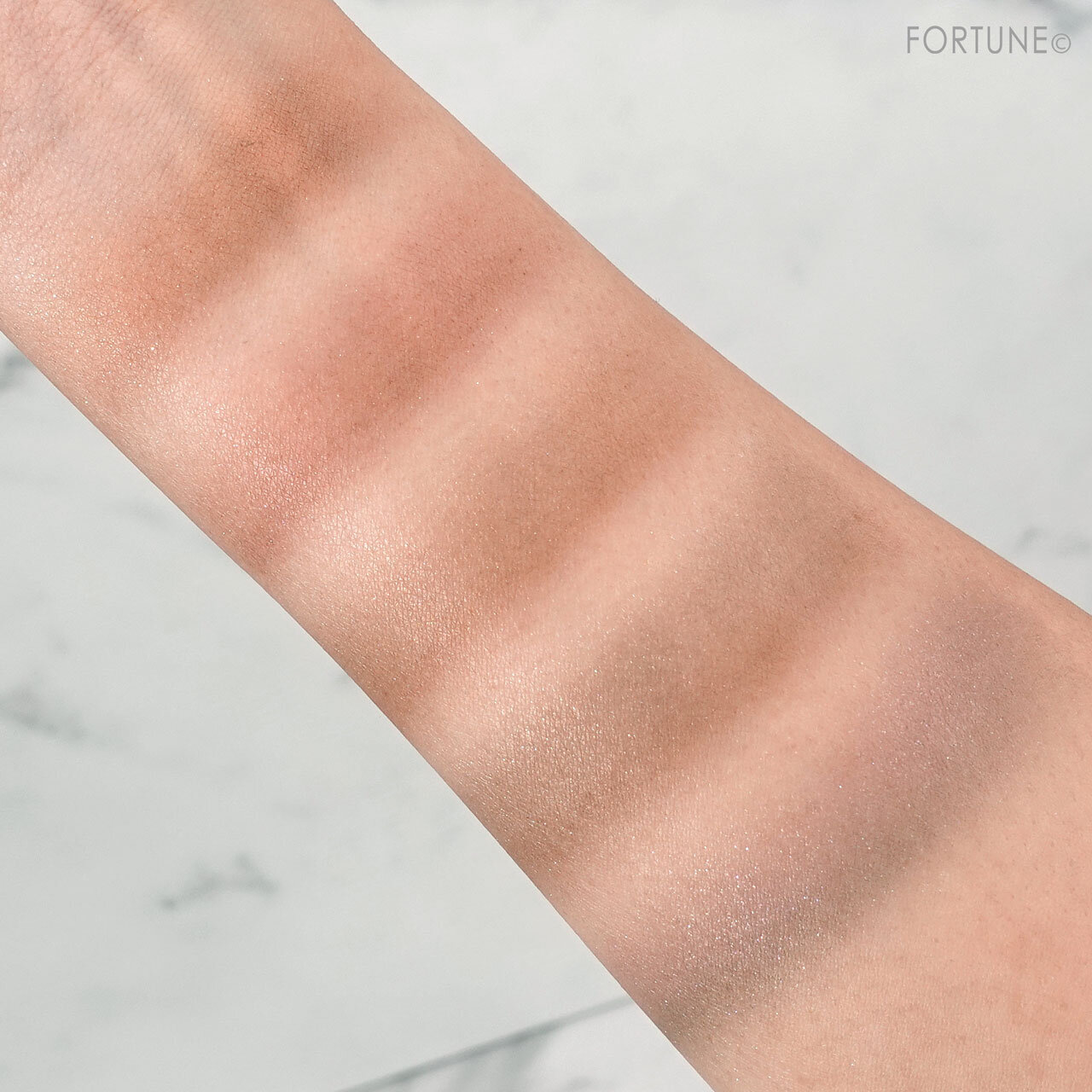 ドラマティックアイカラー（マルチ）