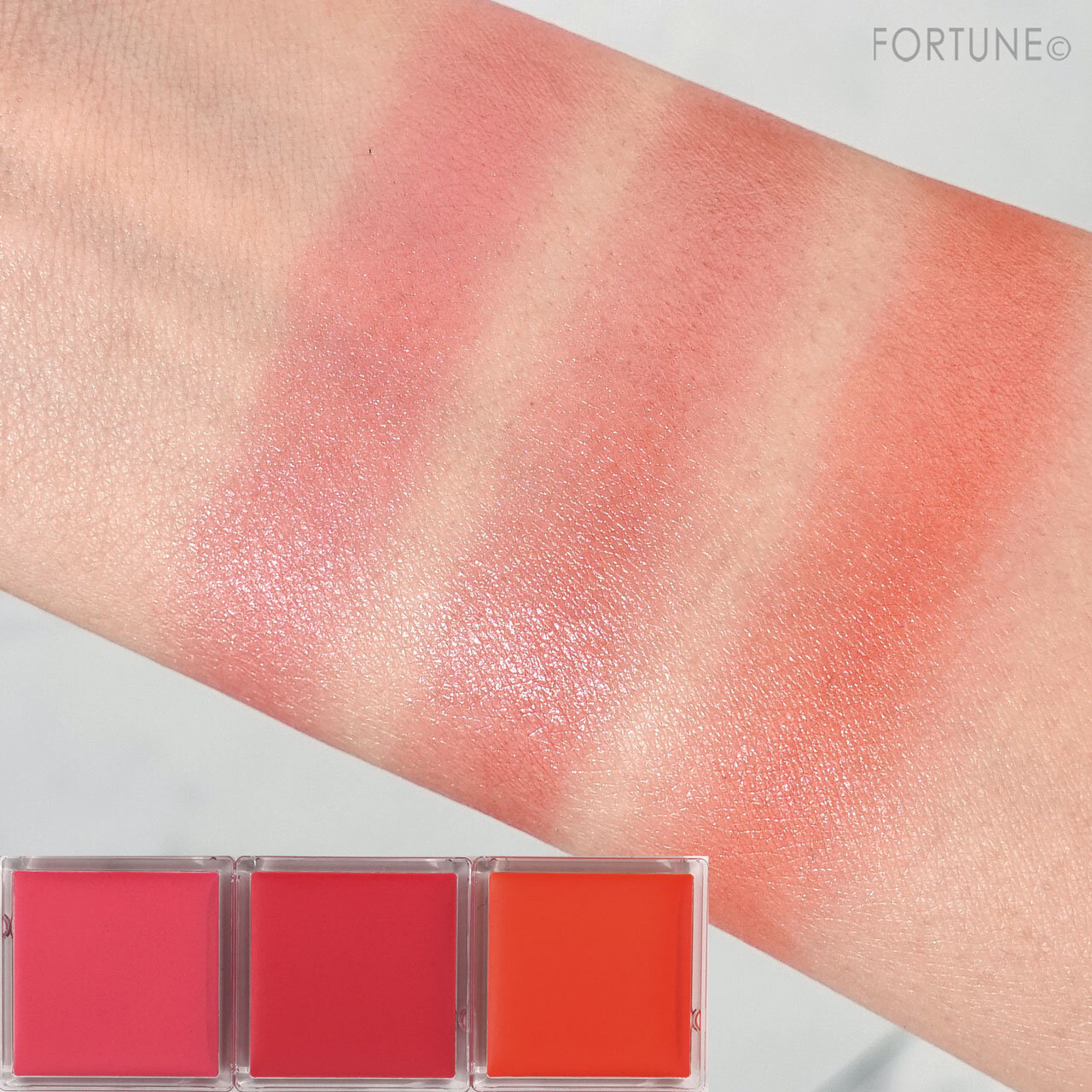 MAQuillAGE（マキアージュ）　カスタマイズシリーズ　マキアージュ ドラマティックリップカラー