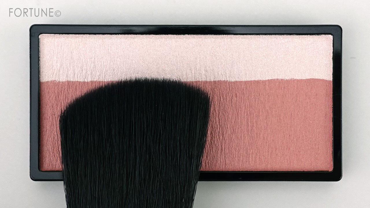 ドラマティックチークカラー　パウダー