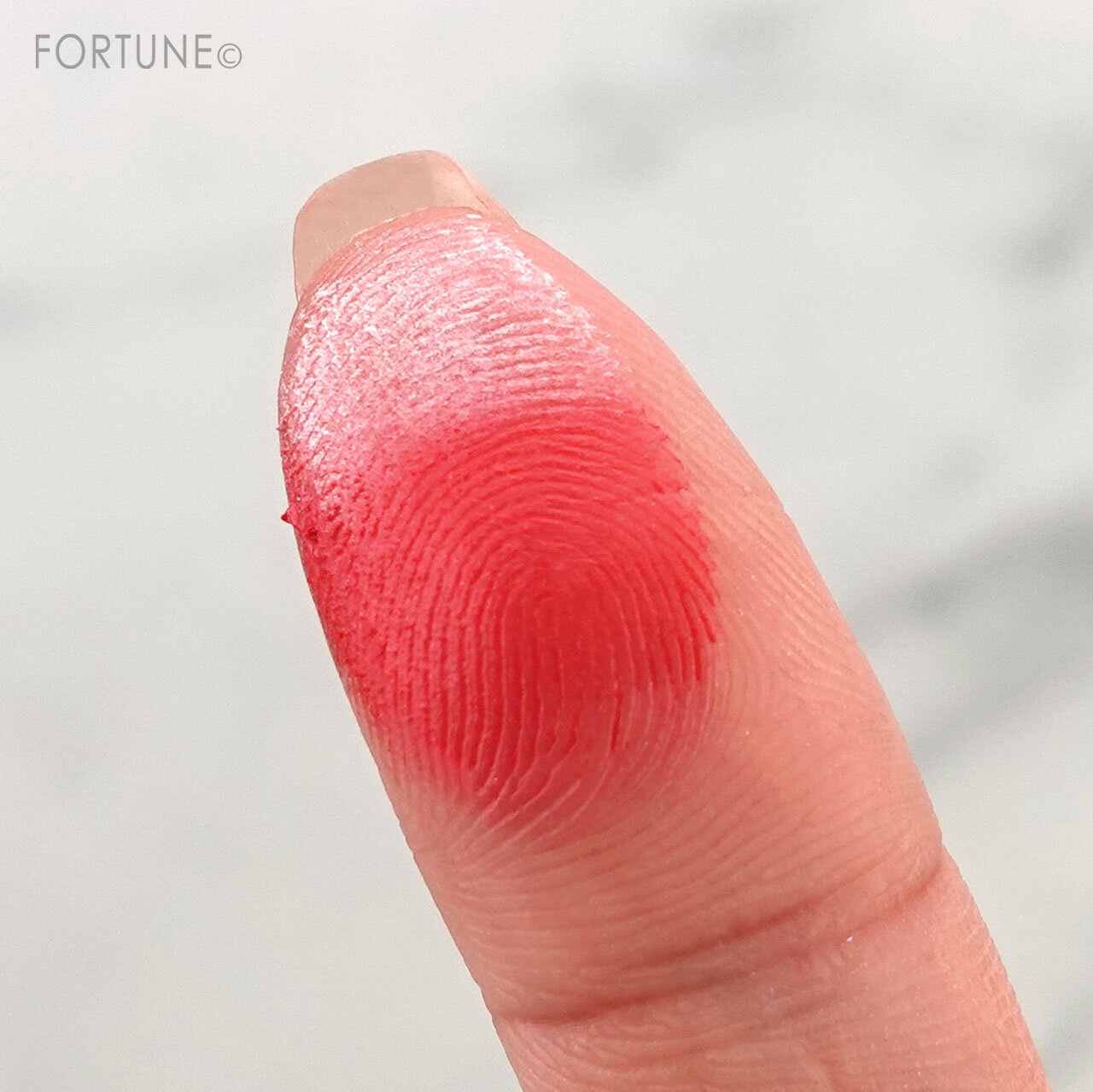 ドラマティックチークカラー　クリーム