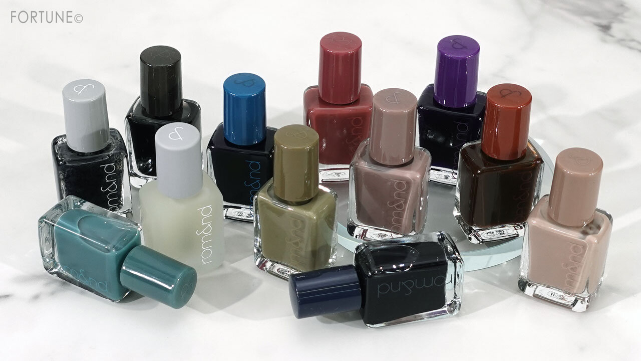 ロムアンド　ムードペブルネイル