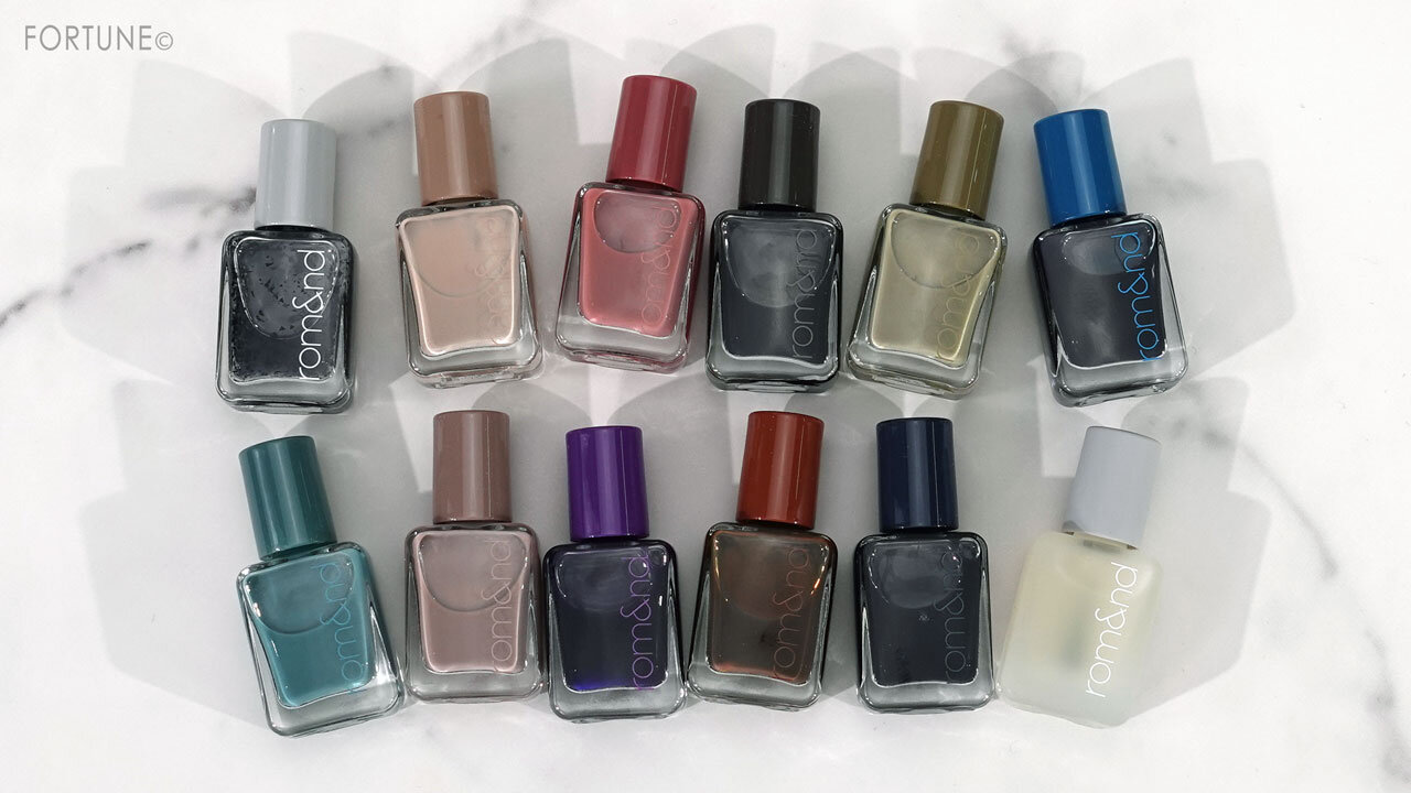 ロムアンド　ムードペブルネイル