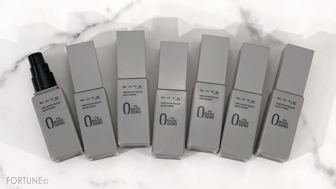 KATE（ケイト）　ファンデーション　リアルカバーリキッド（セミマット）