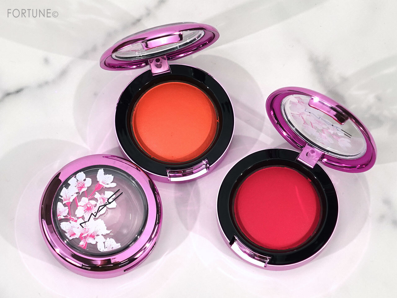 M·A·C（マック）　グロープレイブラッシュ