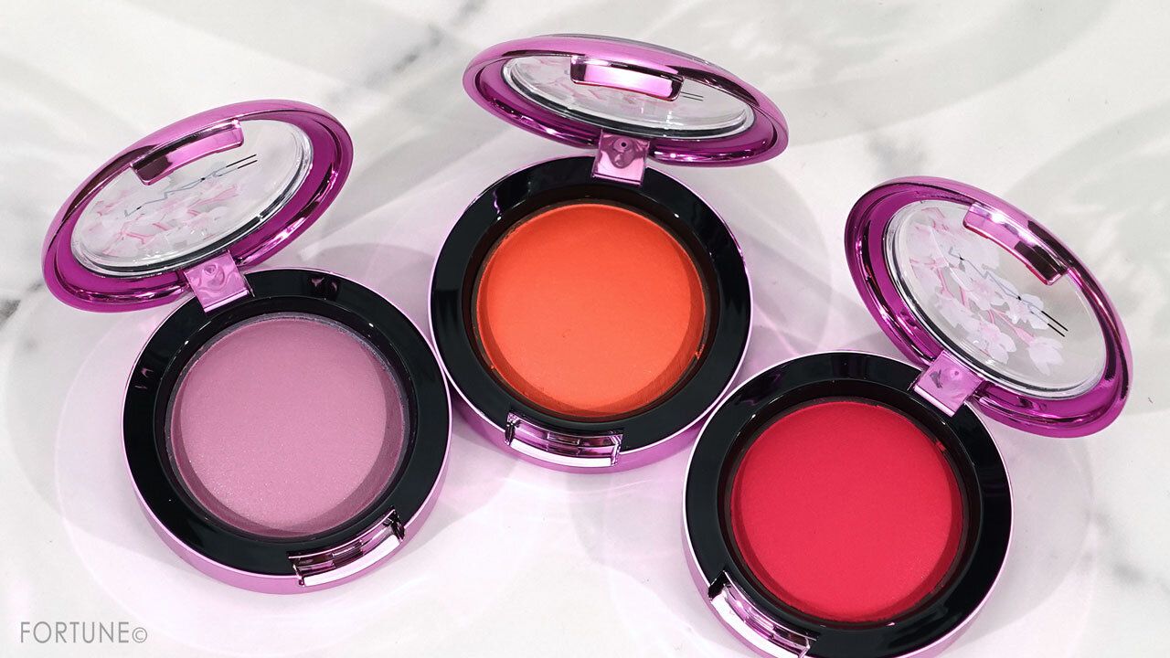 M·A·C（マック）　グロープレイブラッシュ