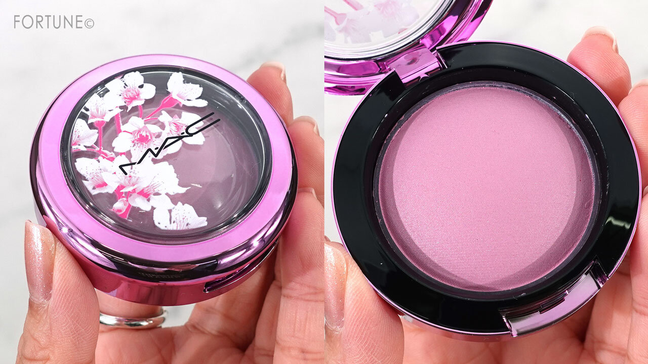 M·A·C（マック）　グロープレイブラッシュ