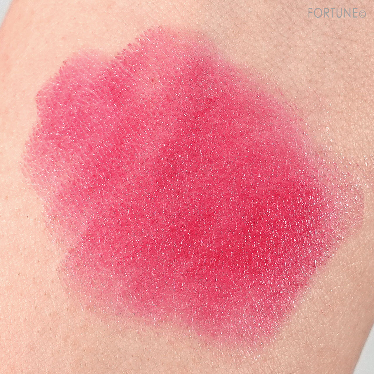 M·A·C（マック）　ラブミーリップスティック