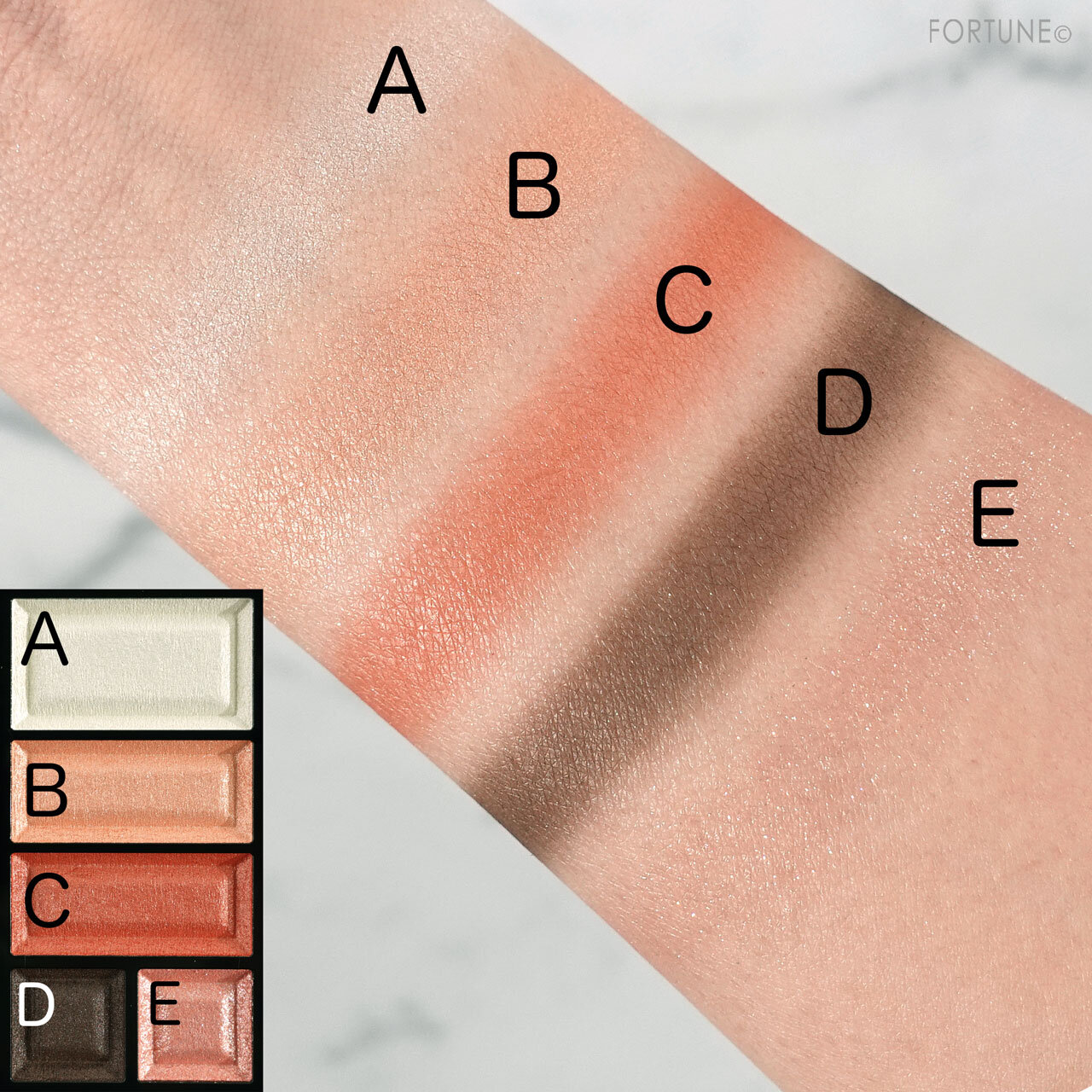 RIMMEL　リンメル　ショコラスウィート　アイズ