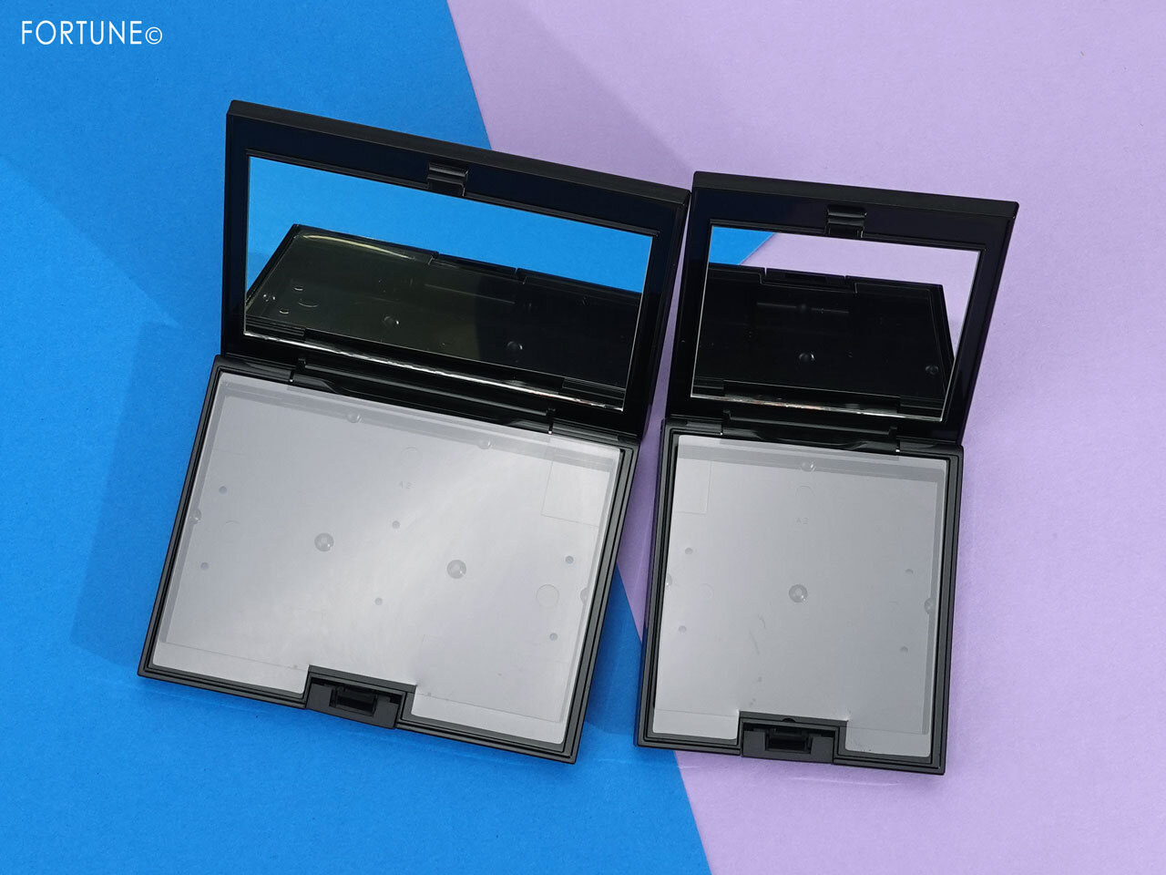 『アディクション　ザ コンパクト ケース Ⅰ／Ⅱ　“ソングス オブ レイン”』