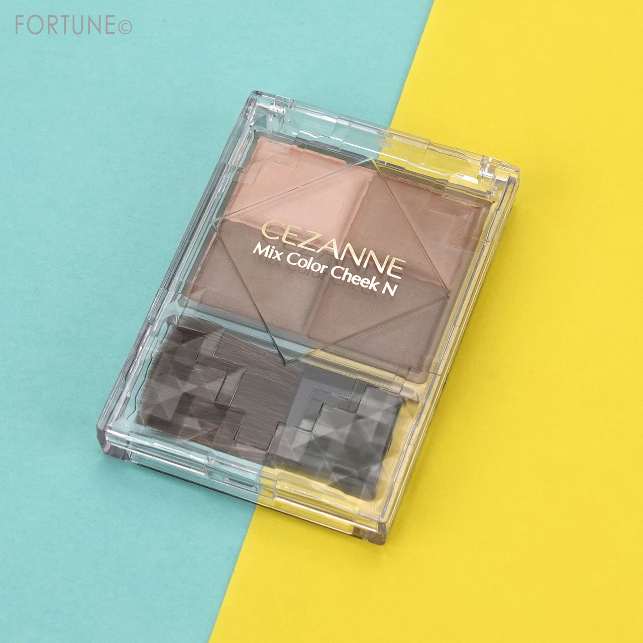 セザンヌ　ミックスカラーチークN