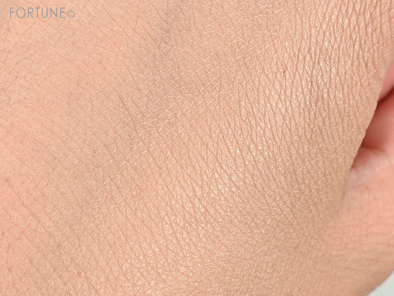 セザンヌ　ミネラルカバーBBクリーム