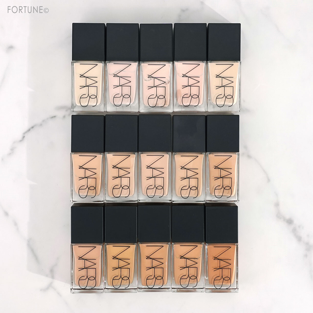 NARS（ナーズ）　ファンデーション　ライトリフレクティング ファンデーション