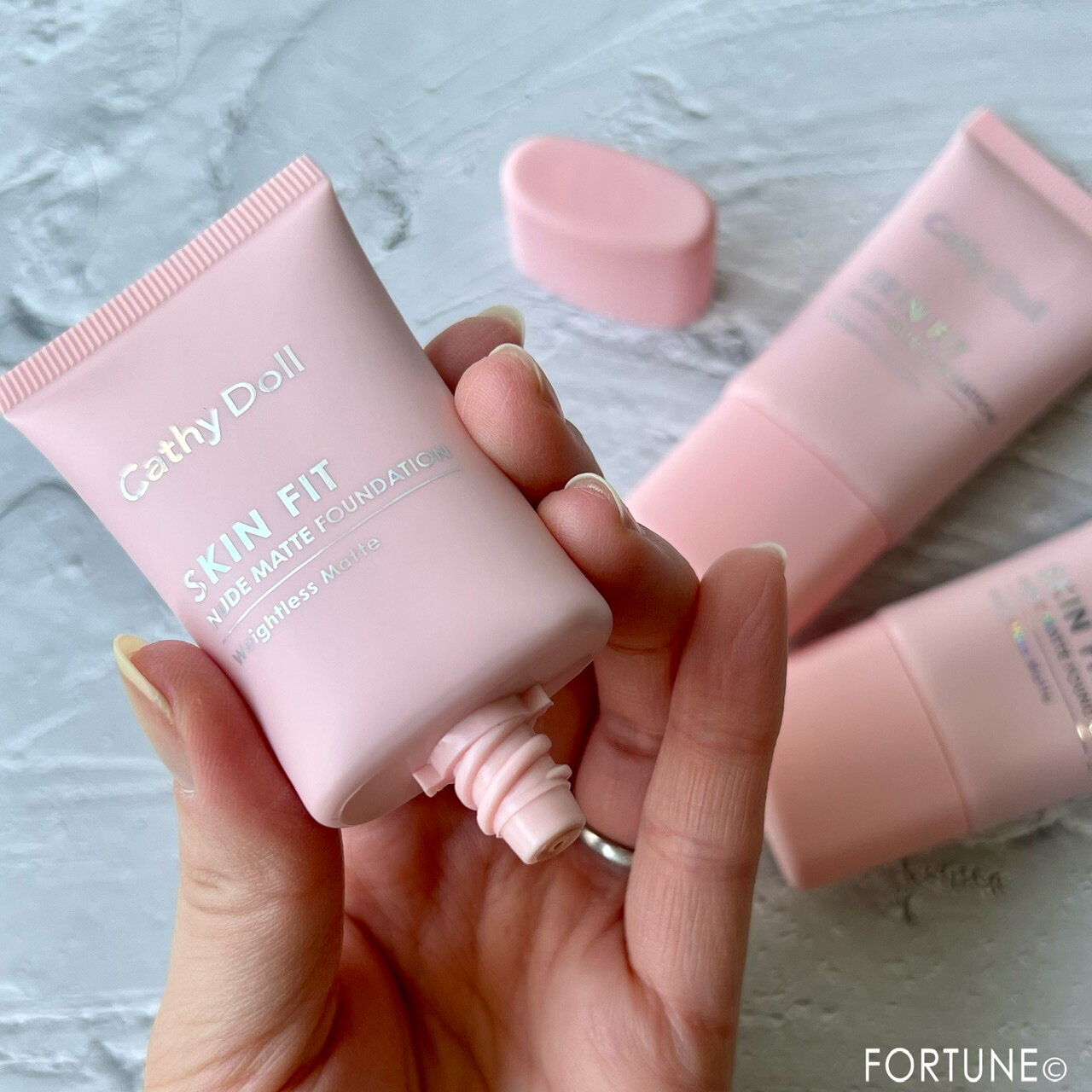 Cathy Doll（キャシードール） 「スキンフィットヌードマットファンデーション ミニ」