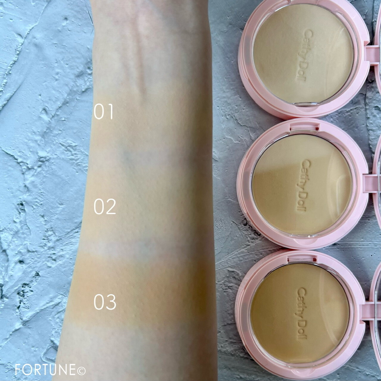 Cathy Doll（キャシードール） 「スキンフィットヌードマットパウダーパクト」