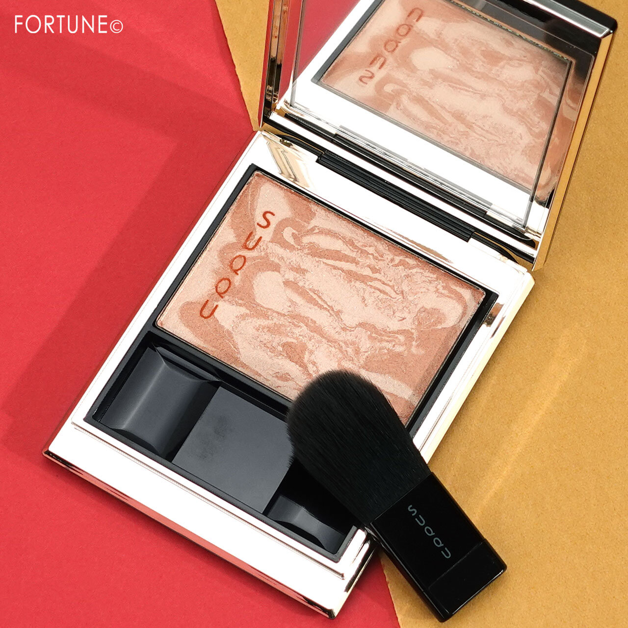 SUQQU メルティング パウダー ハイライター