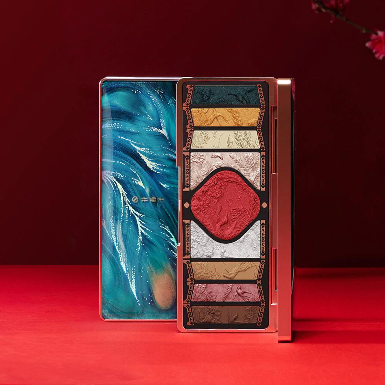 花西子（ファーシーツー）／Florasis 「百鳥朝鳳 アイシャドウパレット」