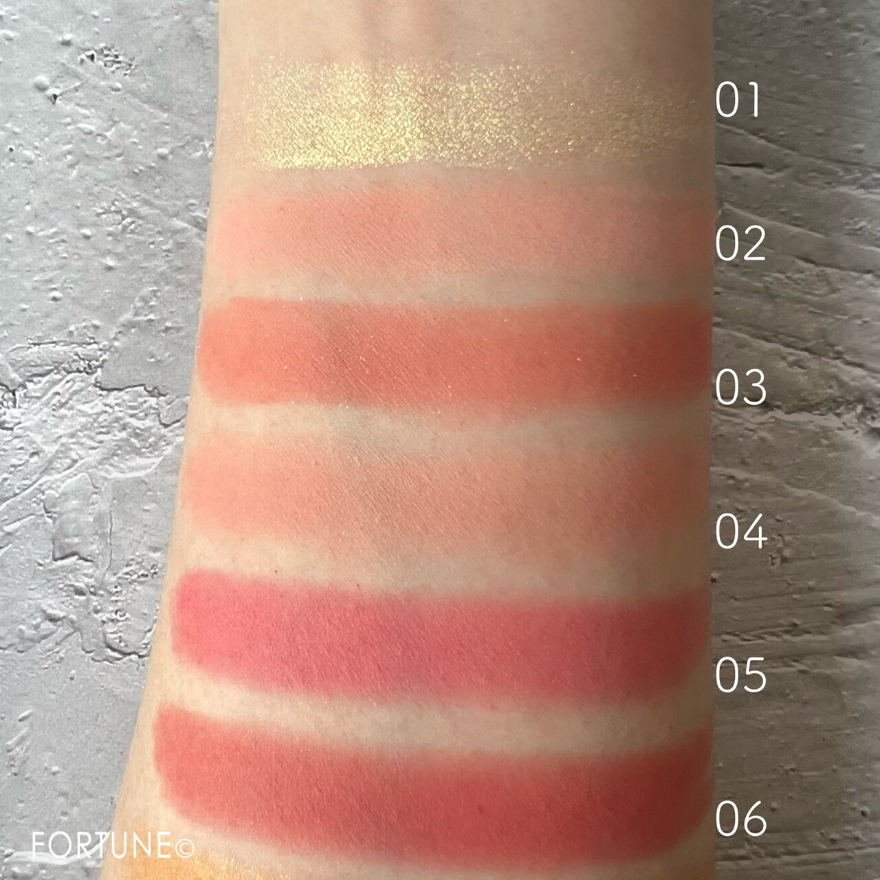 中国コスメ【VCND】｜星空12色アイシャドウパレット