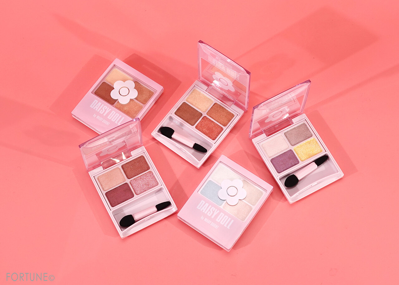 DAISY DOLL（デイジードール）｜『デイジードール アイカラー パレット』