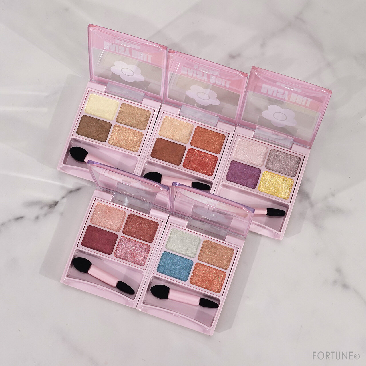 DAISY DOLL（デイジードール）｜『デイジードール アイカラー パレット』