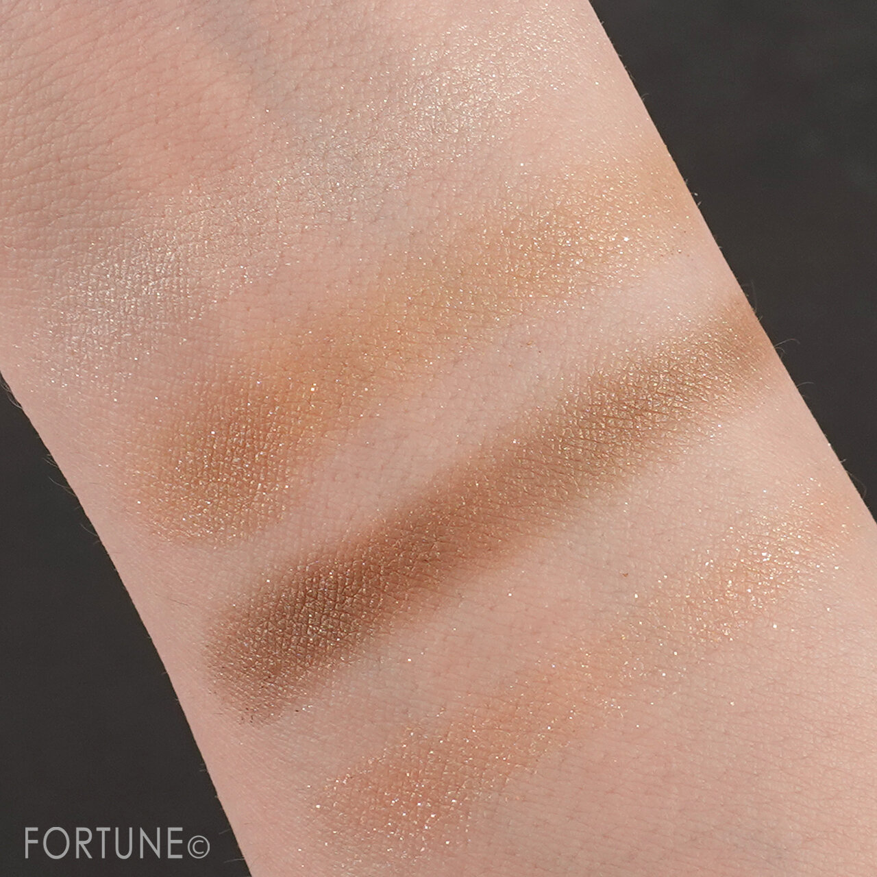 『デイジードール アイカラー パレット』BR-01 サンドブラウン