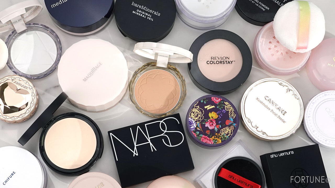 フェイスパウダーとは｜基本の使い方を解説