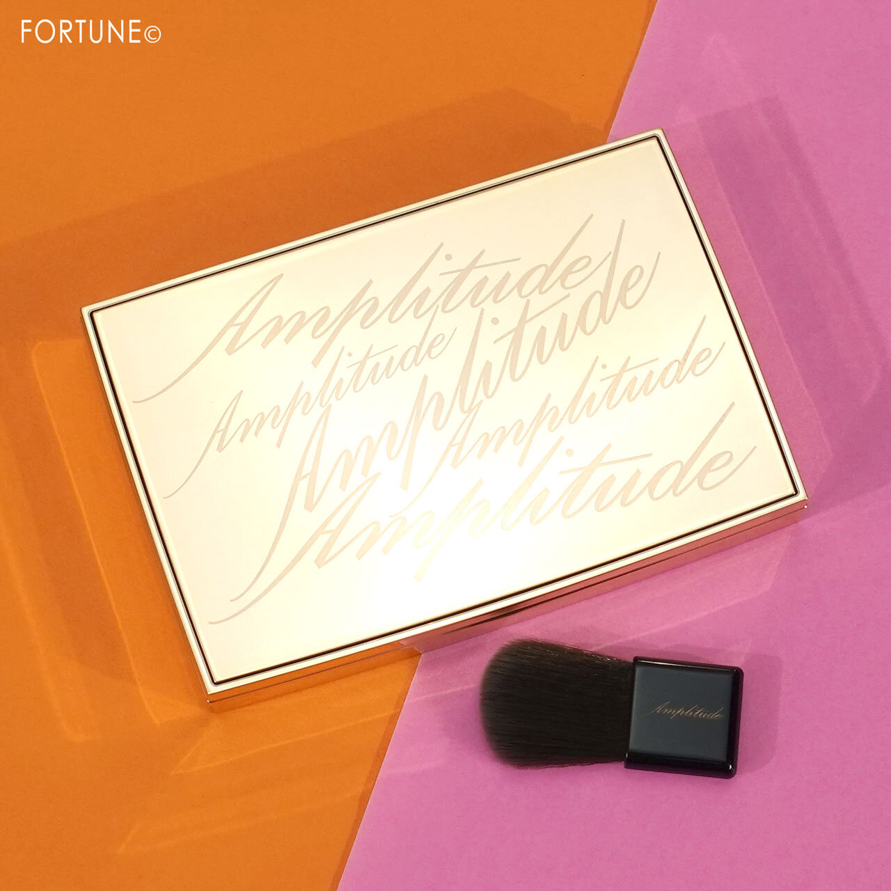 Amplitude（アンプリチュード）　Amplitude コンスピキュアス アイ&チークカラーパレット リミテッドコレクション a