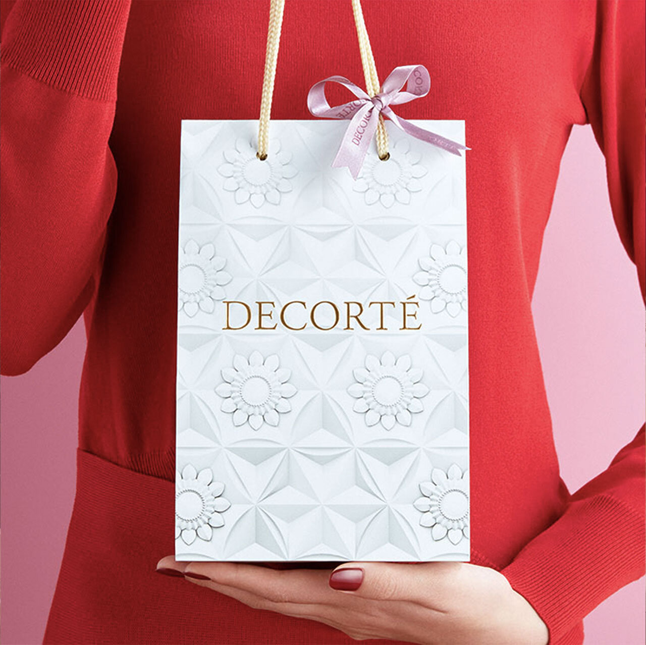 DECORTE（コスメデコルテ）