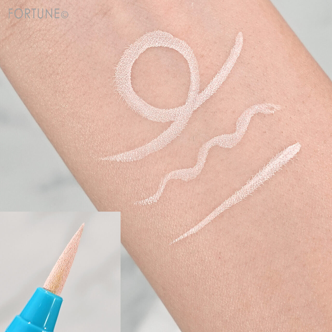 アイ オープニング ライナー　ベージュ