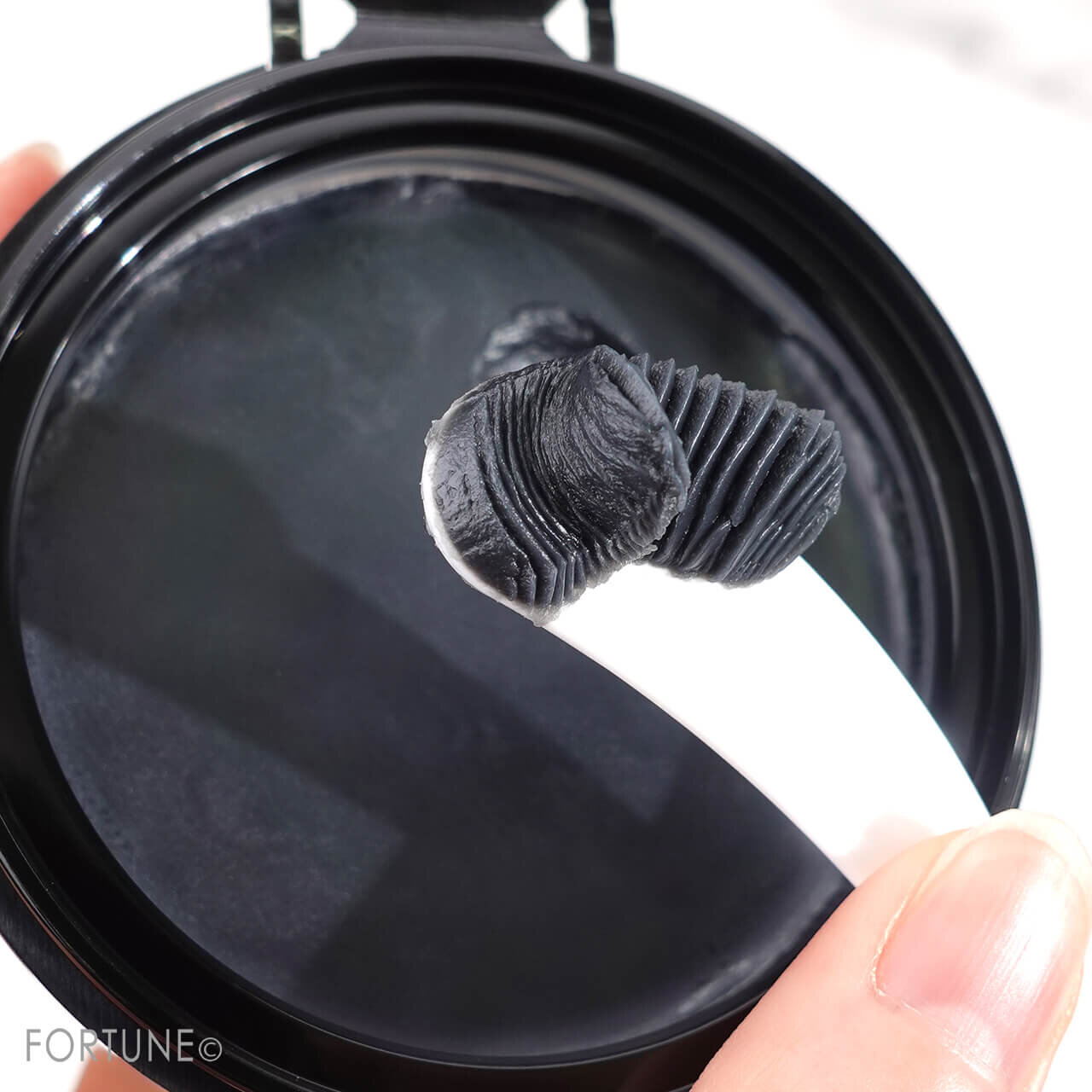 CLAYGE（クレージュ）クレンジングバーム　BLACK（ブラック）