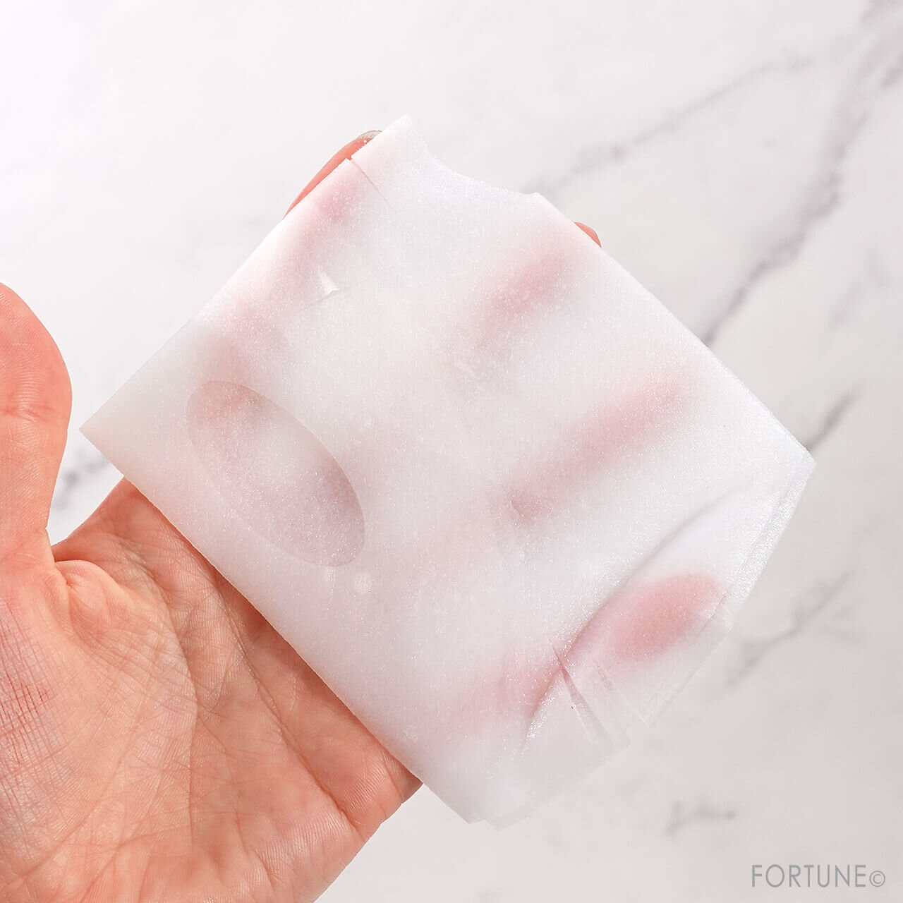 毛穴撫子 ひきしめマスク