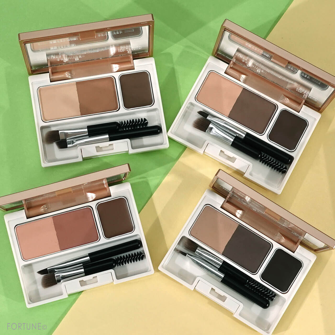 COFFRET D'OR（コフレドール）　アイブロウキーパー