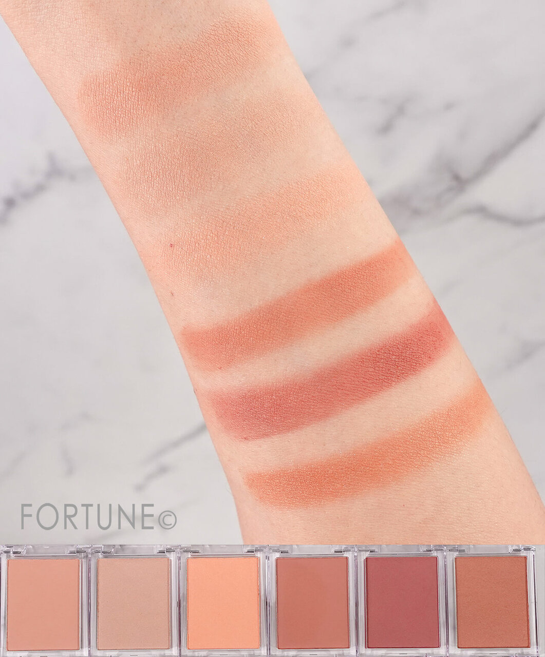 #aZTK（エーズィーティーケー）　シングルカラーチーク