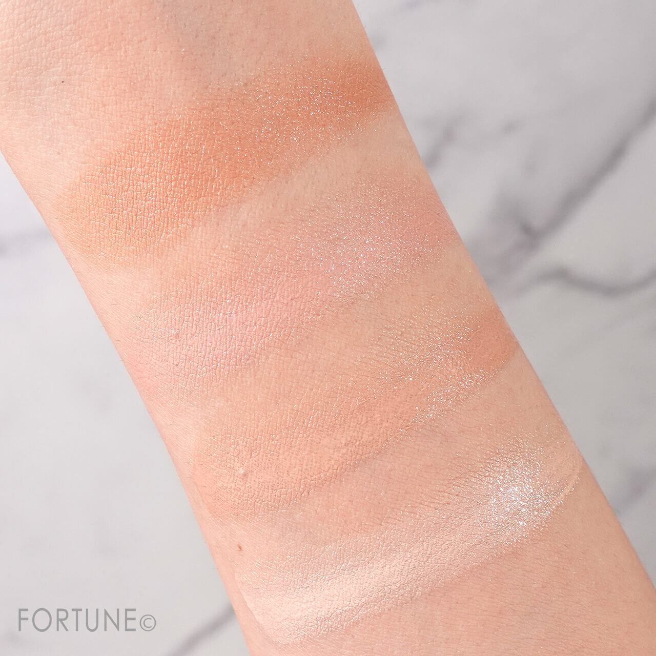 #aZTK（エーズィーティーケー）　スムースアイコンシーラー