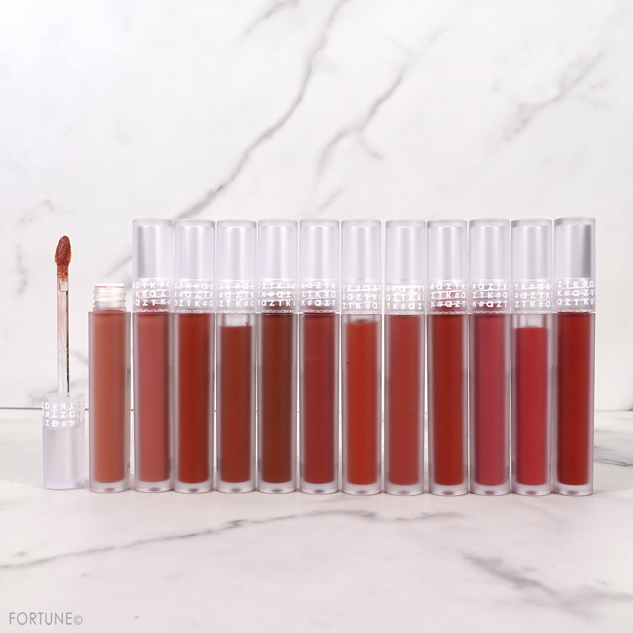 ワンコイン中国コスメ 『aZTK ベルベットクリーミーリップ』