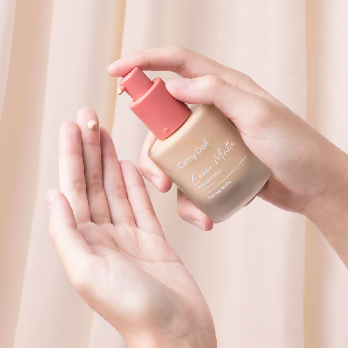 キャシードール「カバーマットファンデーション」
