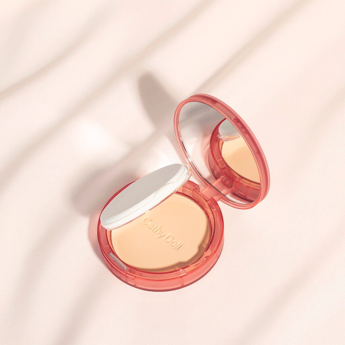 キャシードール「カバーマットパウダーパクト」