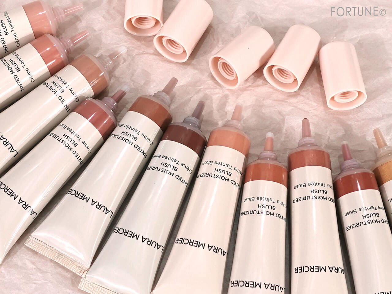LAURA MERCIER（ローラ メルシエ）　新作　ティンティド モイスチャライザー ブラッシュ