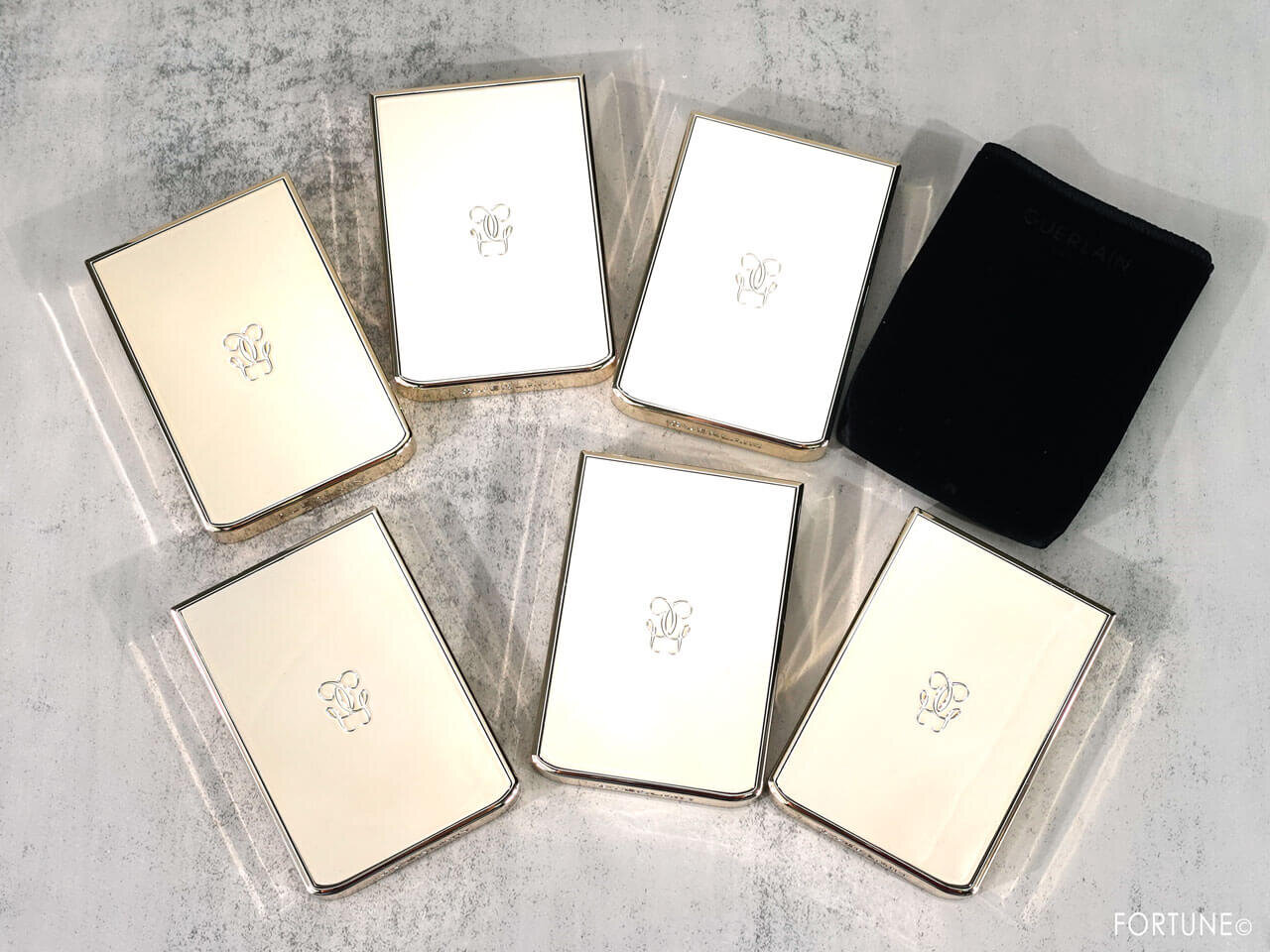 GUERLAIN（ゲラン）　オンブル ジェ