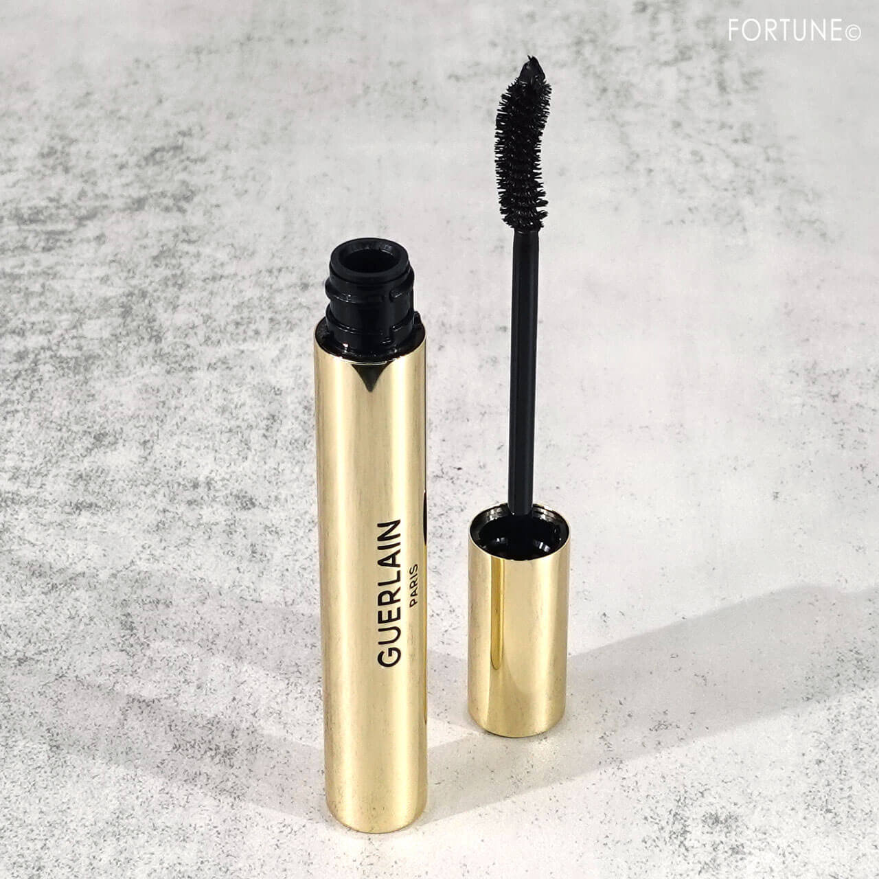 GUERLAIN（ゲラン）　ノワール ジェ