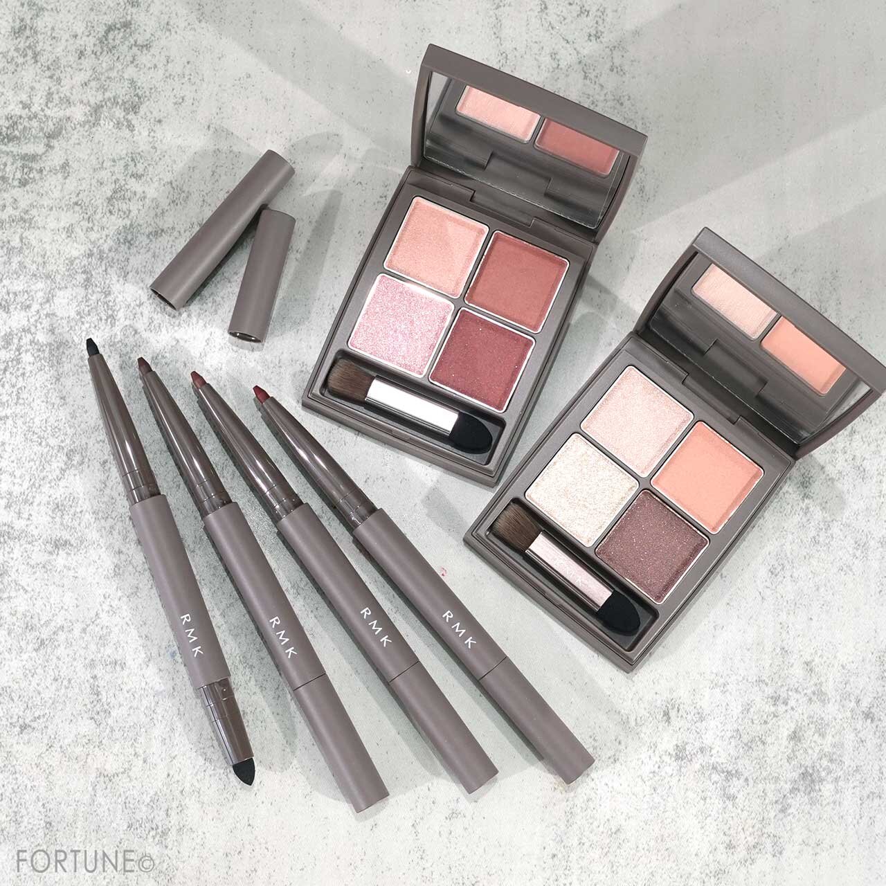 RMK（アールエムケー）　2022年秋新作　オブスキュア テンプテイション アイシャドウパレット　アイディファイニング ペンシル