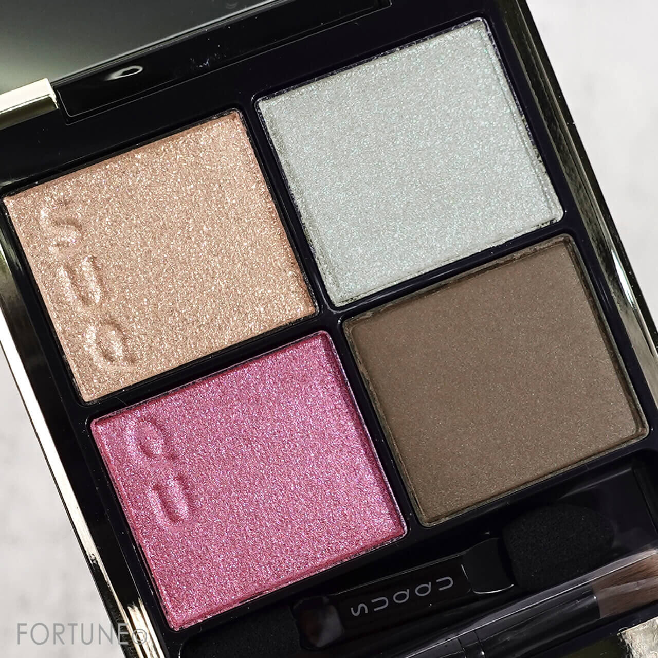 SUQQU（スック）　シグニチャー カラー アイズ　11 宵紫-YOIYUKARI