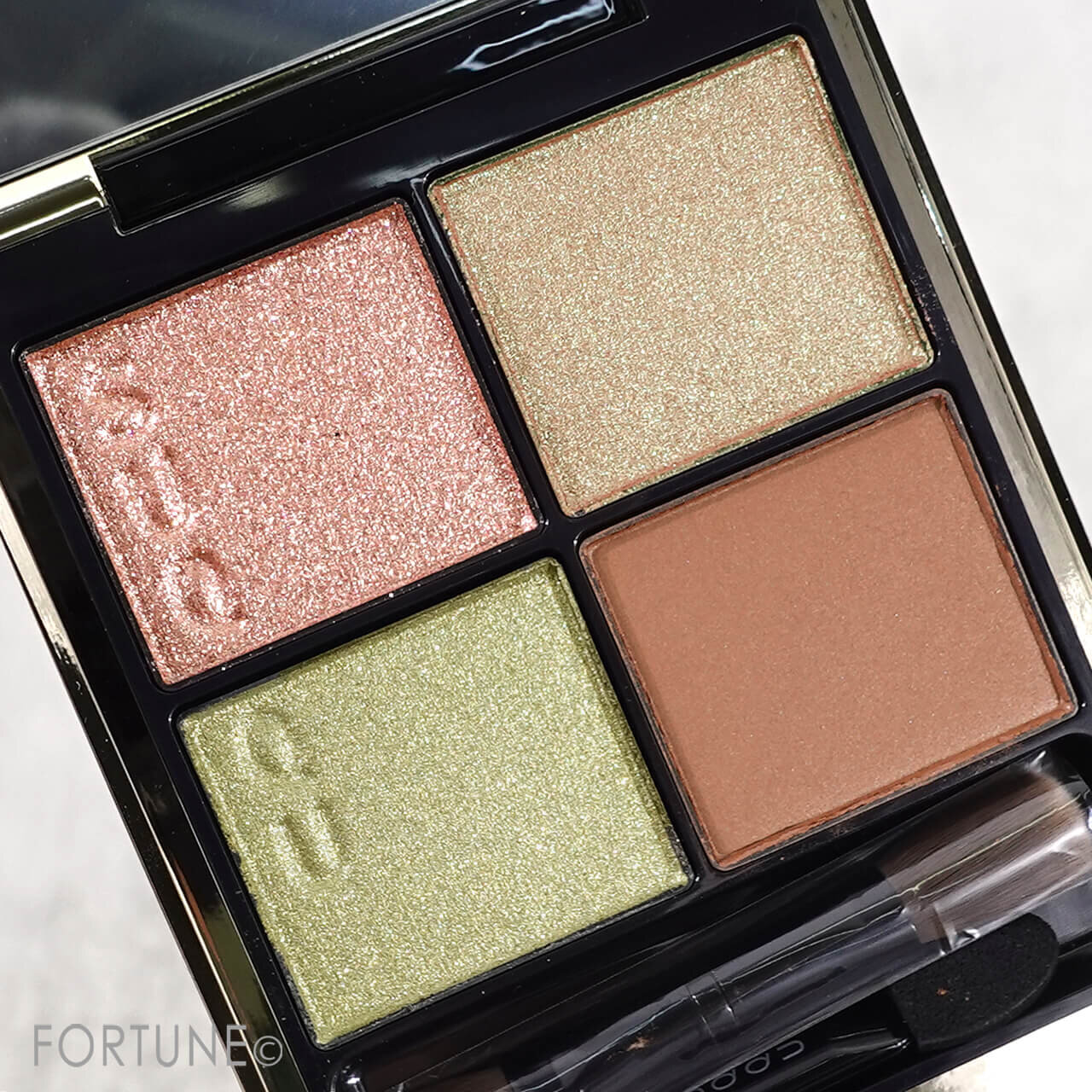 SUQQU（スック）　シグニチャー カラー アイズ　117 秋愁-AKIUREI