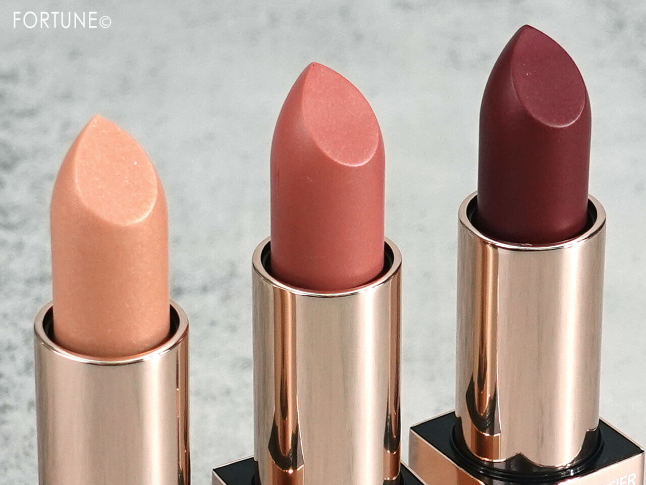 LAURA MERCIER（ローラ メルシエ）　シアー リップスティック