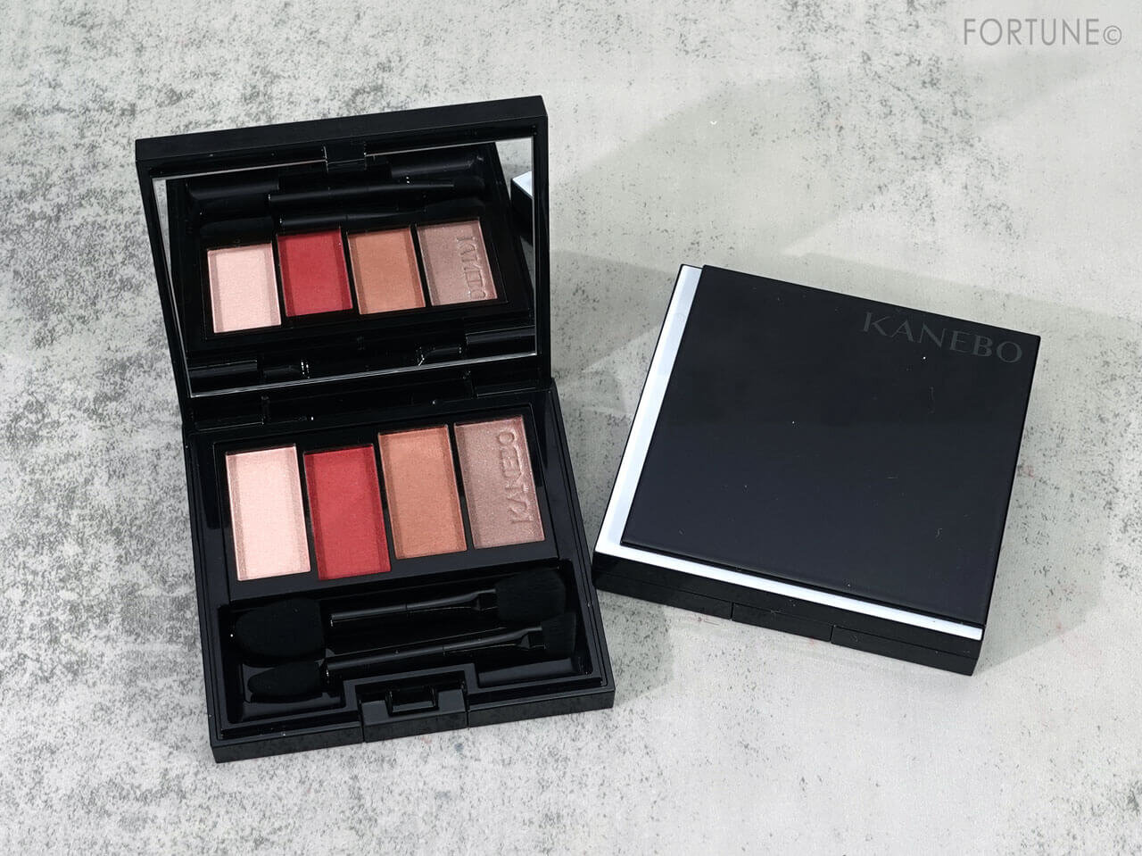 KANEBO（カネボウ）　レイヤードカラーズアイシャドウ　限定新色